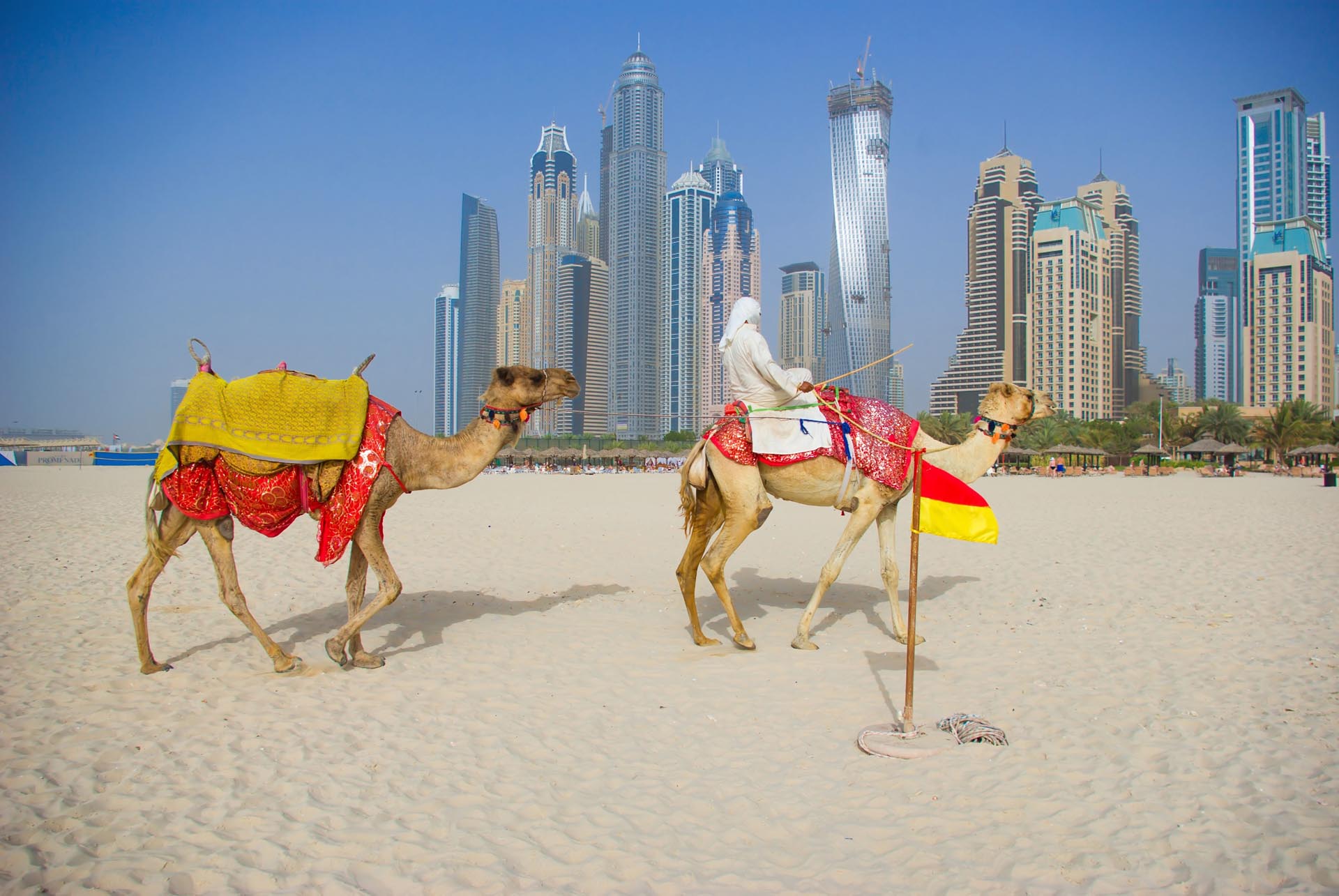 DESTELLOS DE EUROPA CON DUBAI Y ABU DHABI
