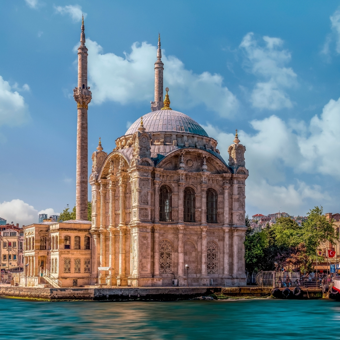 ENCANTOS DE TURQUÍA CON PETRA 14 DÍAS (2026-2027)