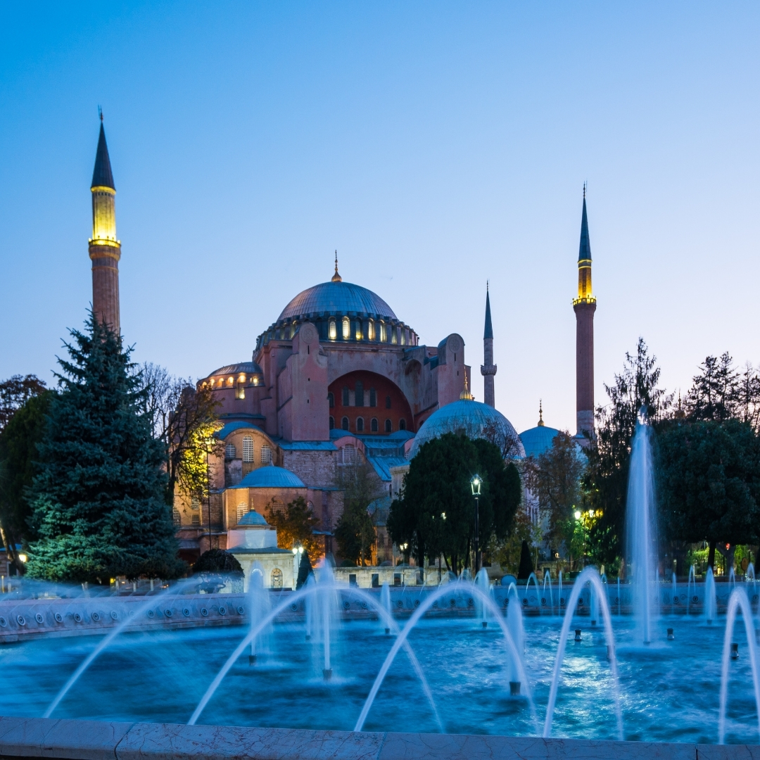 ESTAMBUL Y DUBAI 8 DÍAS (2026-2027)
