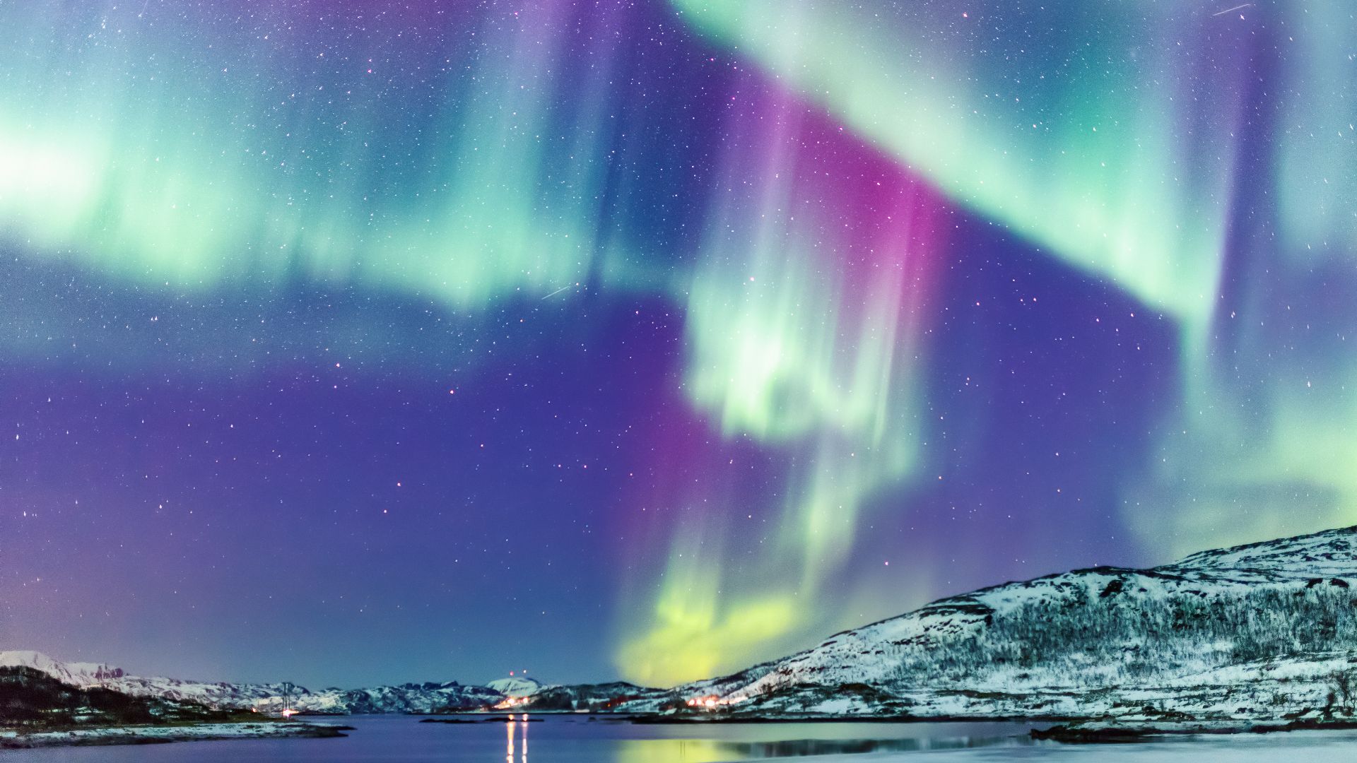 NAVIDAD CON SANTA CLAUS Y AURORA BOREAL (Finlandia)