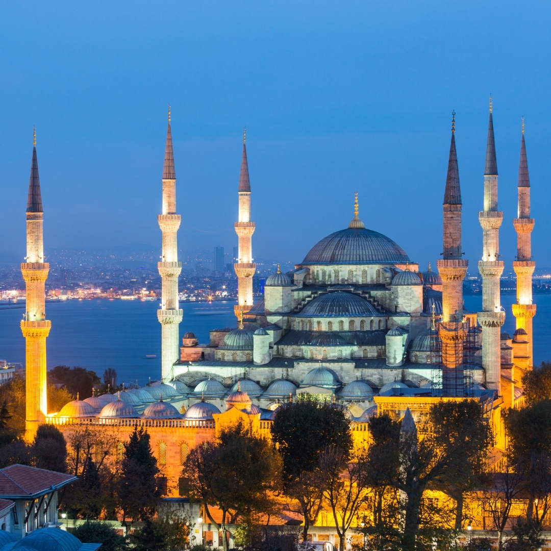 ROMANCES DE ESTAMBUL Y CAPADOCIA 7 DÍAS (2026-2027) SERIE DE LUJO